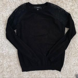B1G1 FREE!  💕 Forever 21 Black Sweater